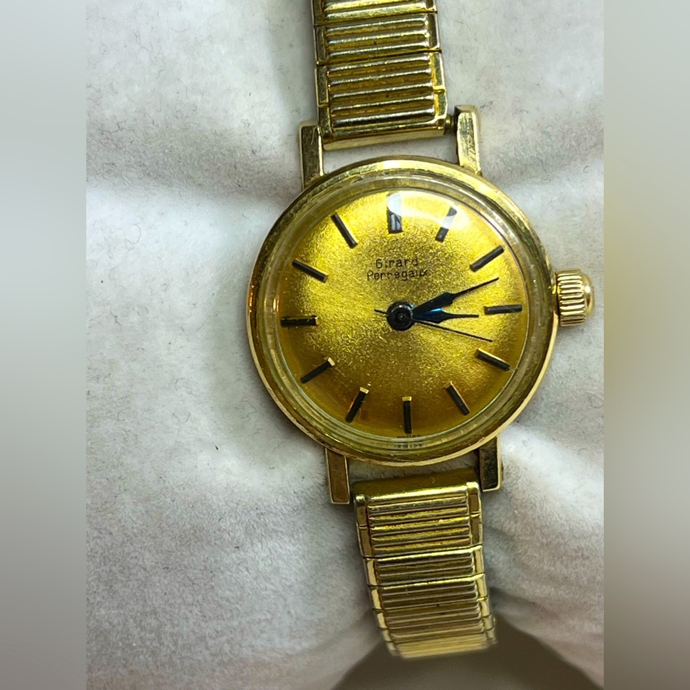 Girard Perregaux ladies Watch 10K Gold Filled mechanical Manual winding.